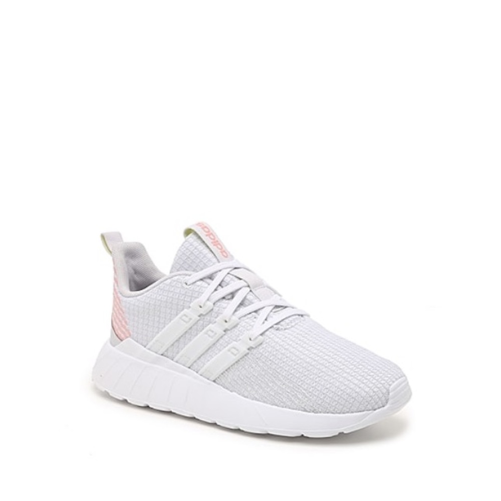 Adidas Questar Flow Sneaker